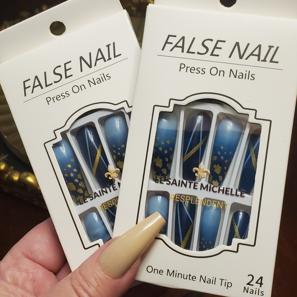 Luxe Nails